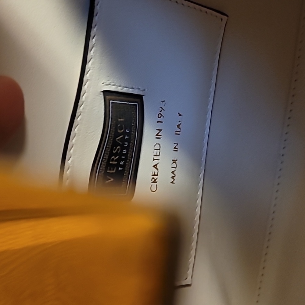 Versace White and Gold Women's Bag - Picture 3 of 9